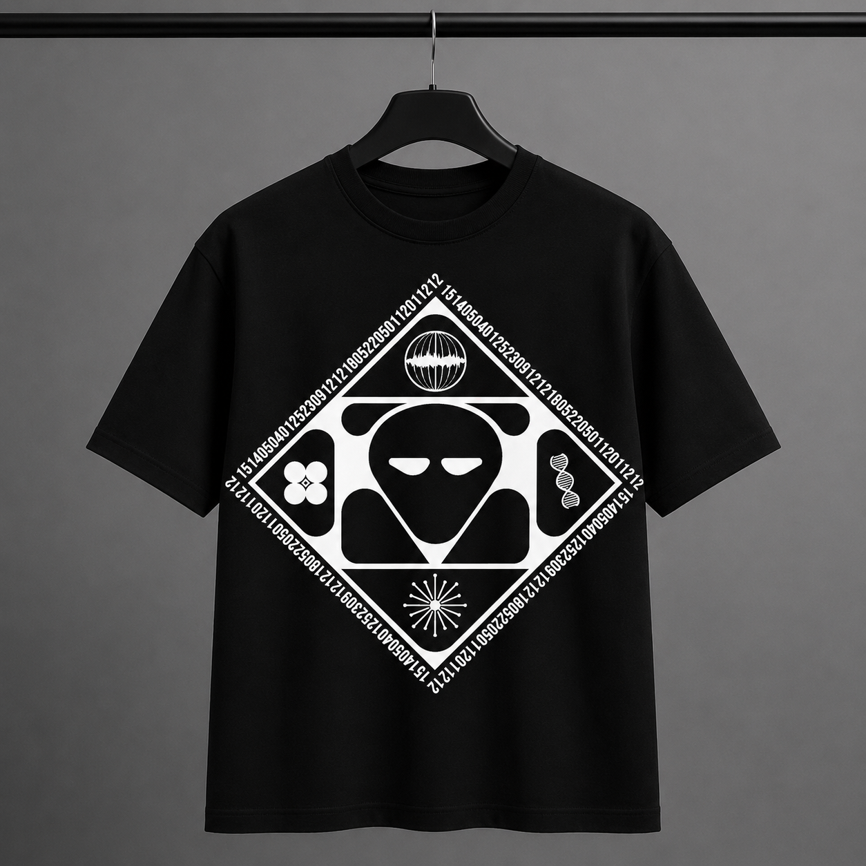 Cyberpunk Alien T-Shirt Futuristic Graphic Tee Sci-Fi Streetwear Men's Black White