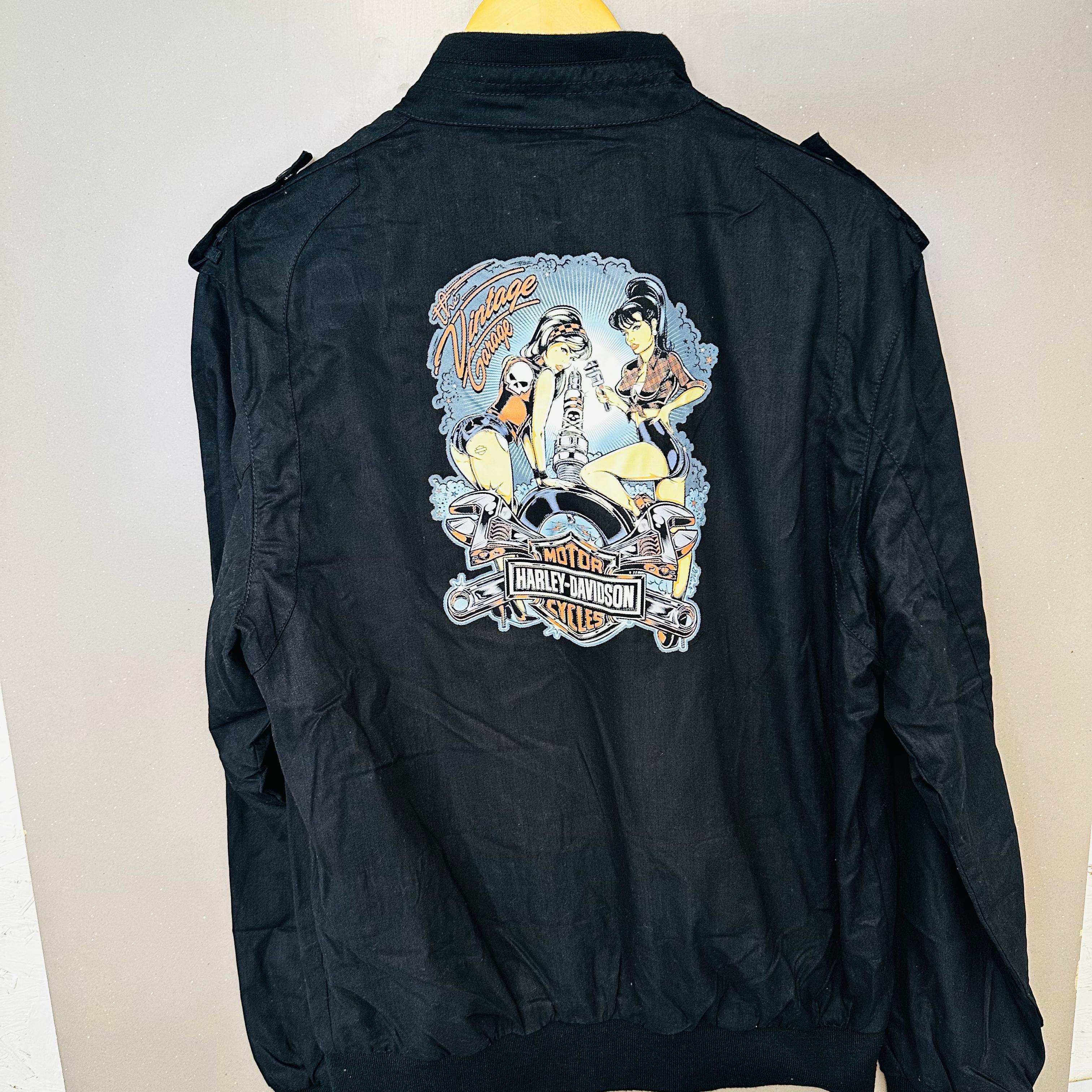 Vintage Garage Hoodie – Retro Mechanic Vibes